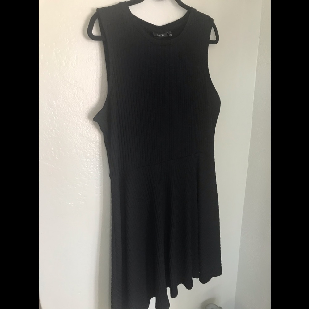 APT 9 Little Black Dress